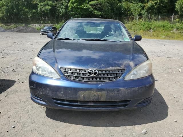 2004 Toyota Camry LE