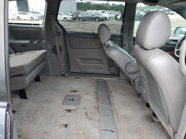 2009 Toyota Sienna XLE