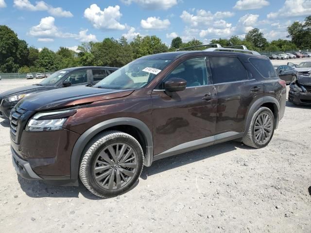 2022 Nissan Pathfinder SL