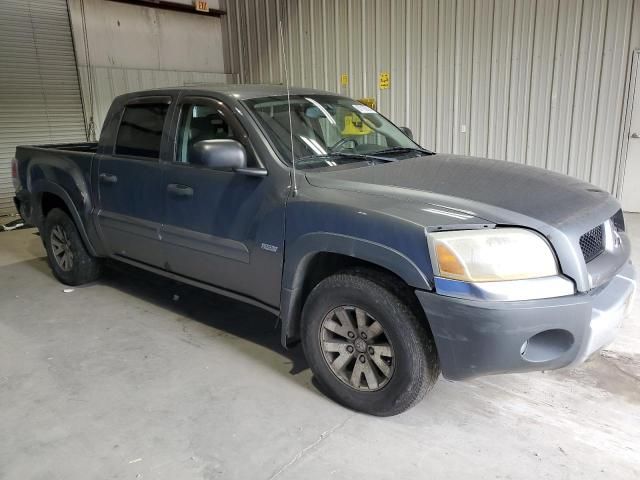 2006 Mitsubishi Raider Durocross