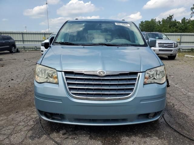 2009 Chrysler Town & Country Touring