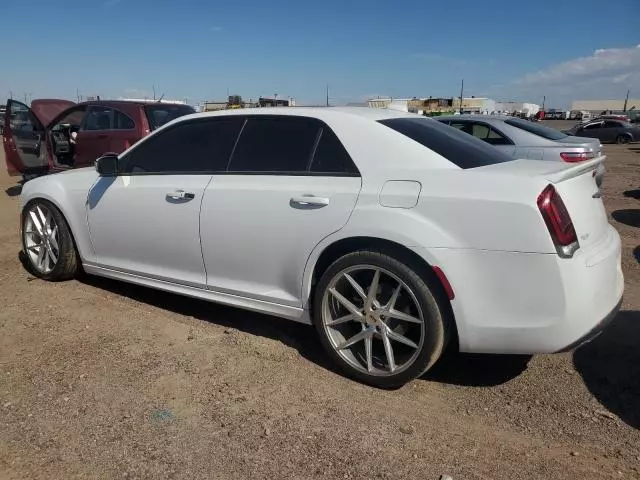 2018 Chrysler 300 S