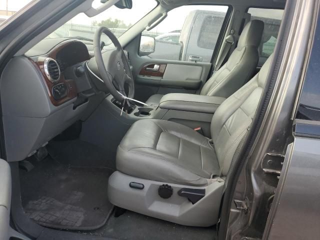 2004 Ford Expedition XLT