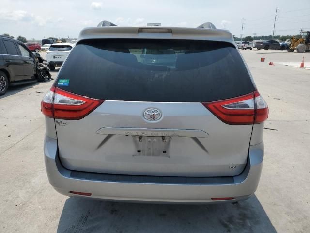 2017 Toyota Sienna LE