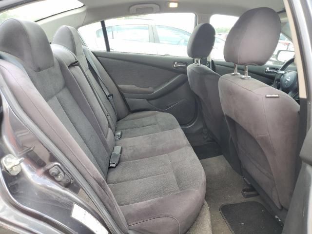 2011 Nissan Altima Base