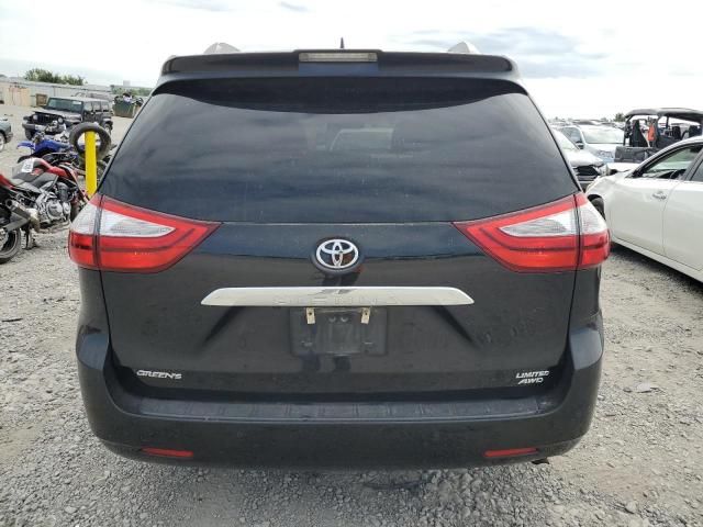 2019 Toyota Sienna XLE