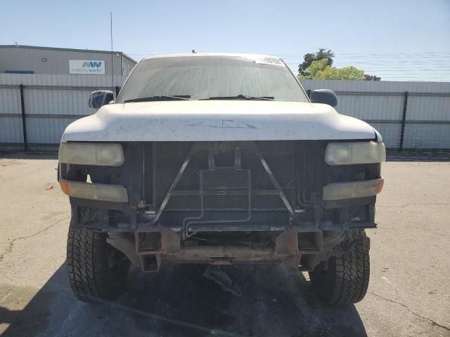 2002 Chevrolet Silverado C2500 Heavy Duty