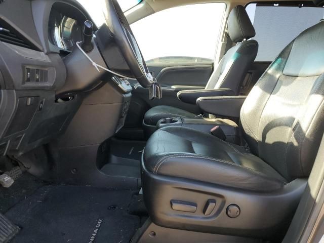 2015 Toyota Sienna Sport