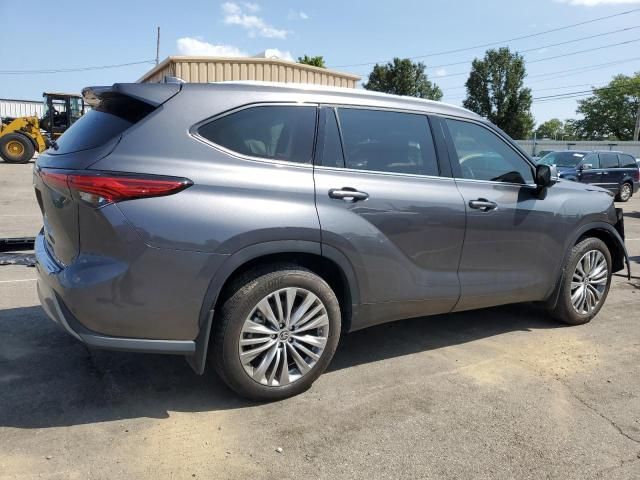 2022 Toyota Highlander Platinum