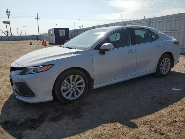 2022 Toyota Camry LE