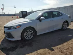 Carros dañados por granizo a la venta en subasta: 2022 Toyota Camry LE