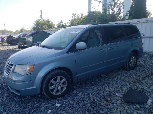 2010 Chrysler Town & Country Touring