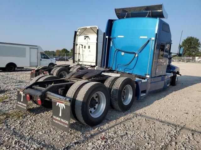 2007 Kenworth Construction T600