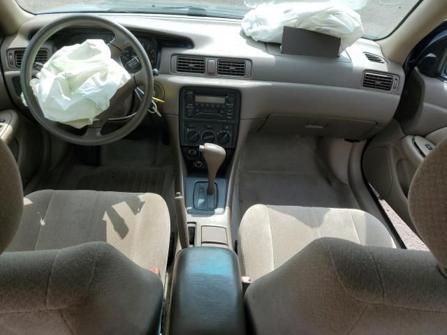 2000 Toyota Camry CE