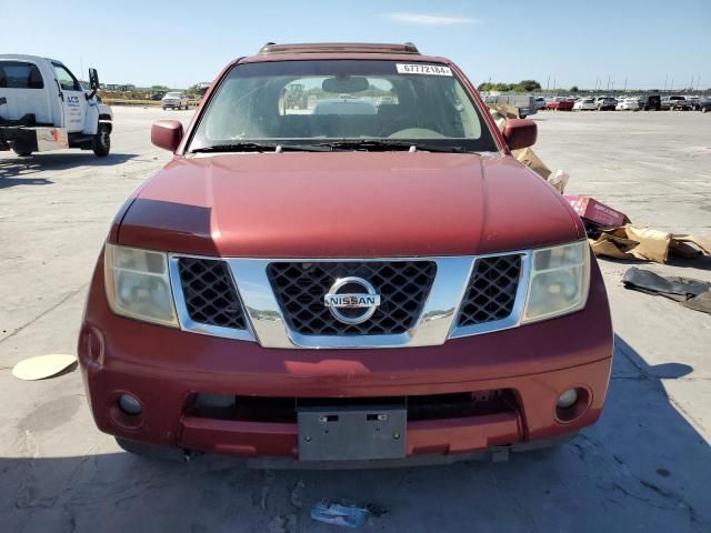 2005 Nissan Pathfinder LE