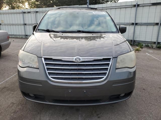 2010 Chrysler Town & Country Touring