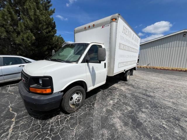 2005 GMC Savana Cutaway G3500