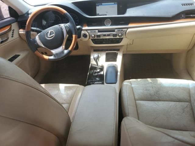 2015 Lexus ES 300H