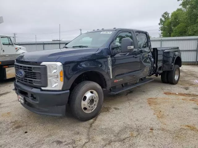 2023 Ford F350 Super Duty