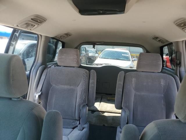 2005 Toyota Sienna CE