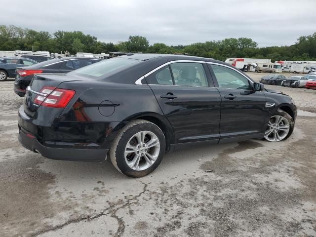 2016 Ford Taurus SE