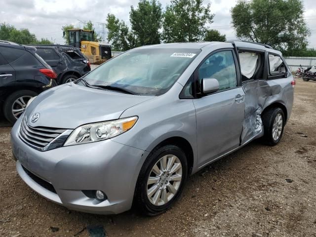 2012 Toyota Sienna XLE