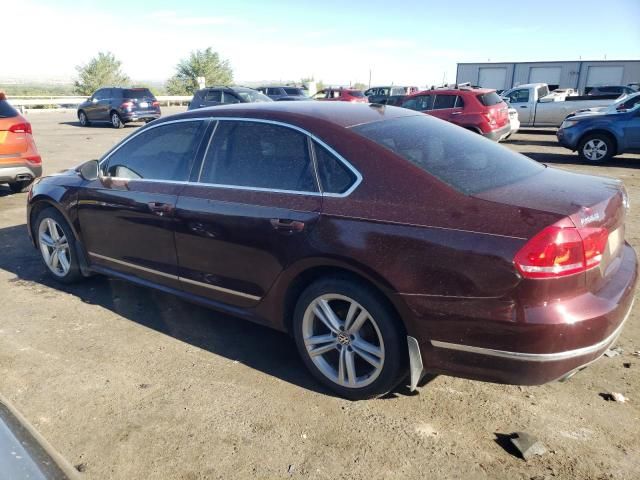 2012 Volkswagen Passat SEL