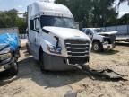 2019 Freightliner Cascadia 126