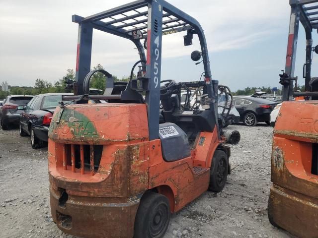 2005 Toyota Forklift