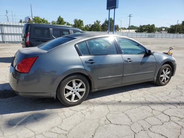 2005 Nissan Maxima SE