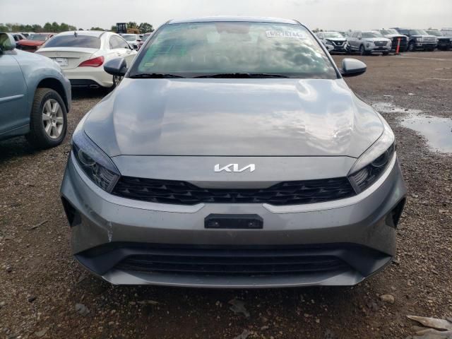 2022 KIA Forte FE