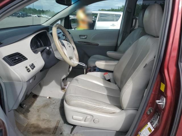 2011 Toyota Sienna XLE