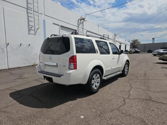 2007 Nissan Pathfinder LE