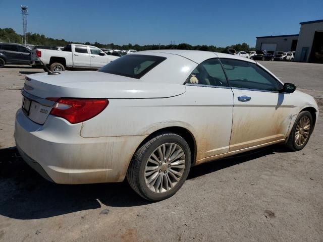 2011 Chrysler 200 Limited