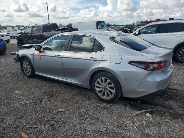 2022 Toyota Camry LE