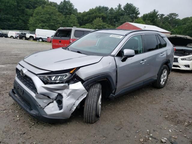 2020 Toyota Rav4 XLE