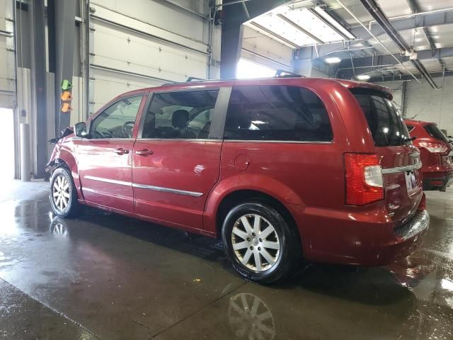 2013 Chrysler Town & Country Touring