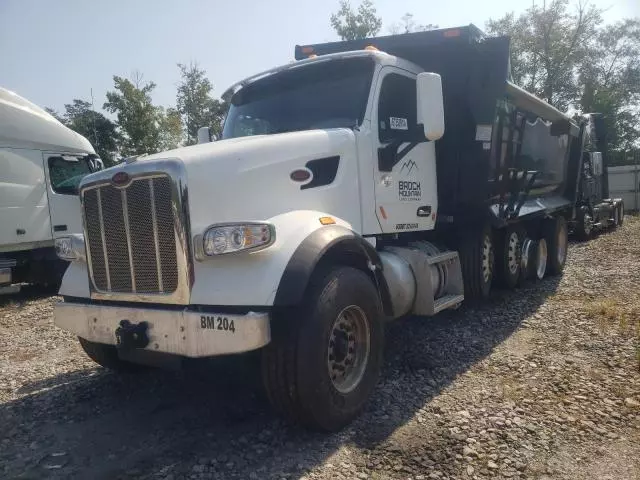 2021 Peterbilt 567