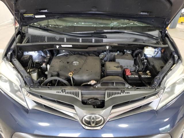 2019 Toyota Sienna XLE