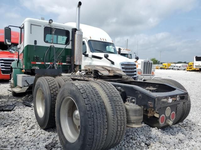 2007 Freightliner Columbia 112