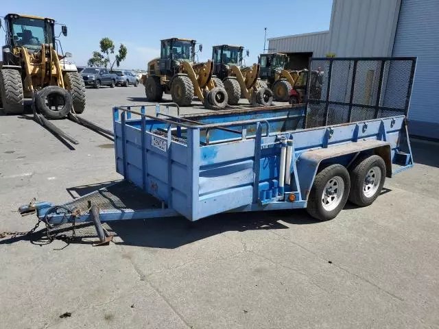 2000 Trail King Trailer