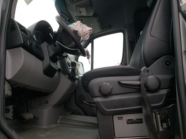 2014 Mercedes-Benz Sprinter 2500