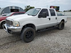 Salvage trucks for sale at Wichita, KS auction: 2004 Ford F250 Super Duty