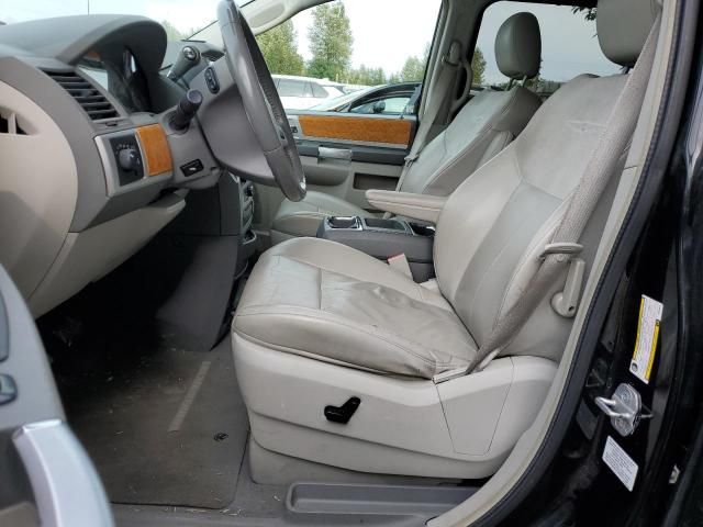 2008 Chrysler Town & Country Limited