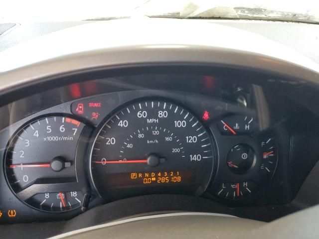 2005 Nissan Armada SE