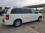 2009 Chrysler Town & Country Touring