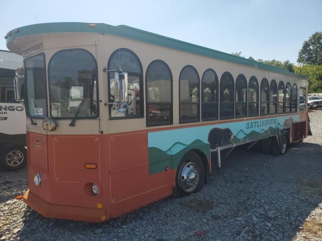 2008 Freightliner Chassis X Line Shuttle Bus