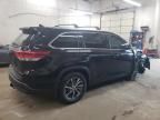 2017 Toyota Highlander SE