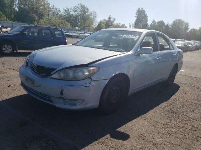 2005 Toyota Camry LE