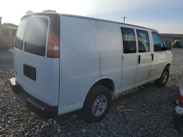 2015 Chevrolet Express G2500